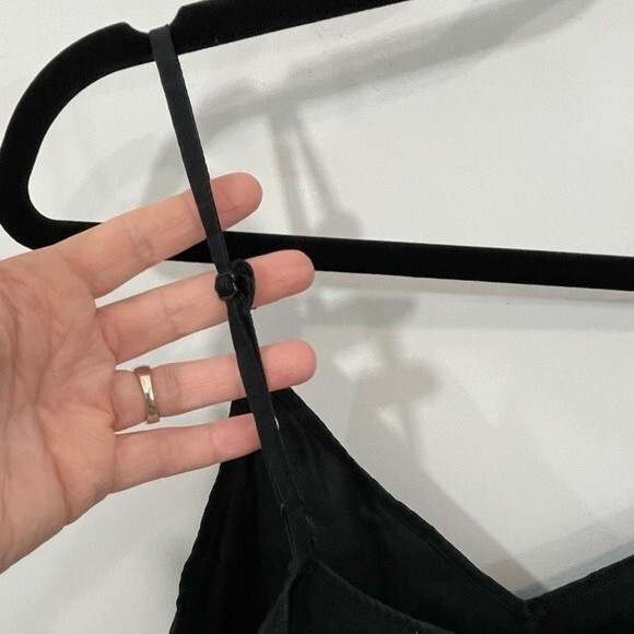 Wilfred Free Aritzia Little Black Romper Size SMALL Drawstring Waist - Picture 4 of 8